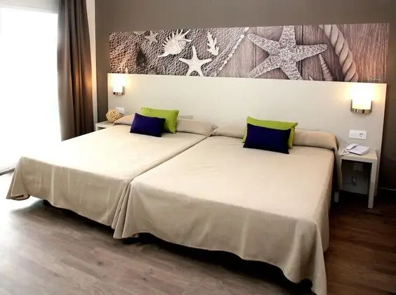 Tek Büyük Yataklı Oda (1 ADULT)