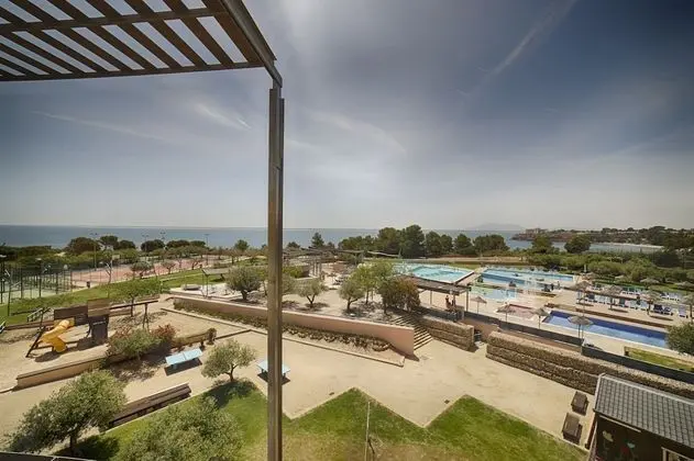 Dört Kişilik Oda, Deniz Manzaralı (3 Adults + 1 Child)