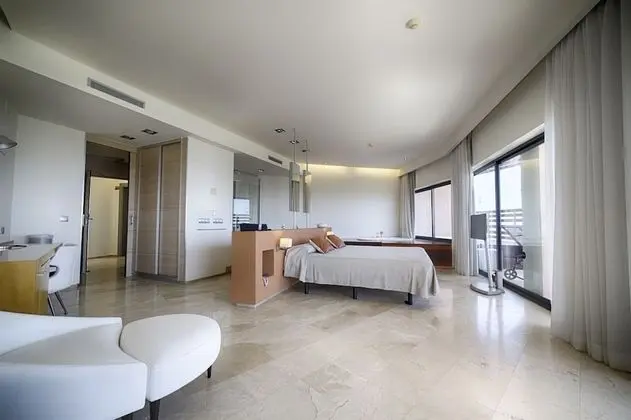 Junior Süit (2 Adults + 2 Children)