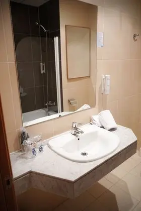 Tek Büyük Yataklı Oda (1 adult + 1 child)