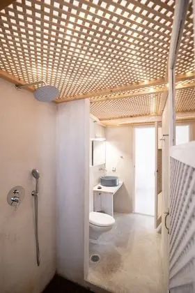 Premier Cellar with Outdoor Hot Tub