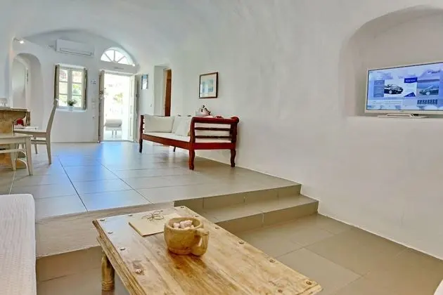 Süit, Deniz Manzaralı (Cave)