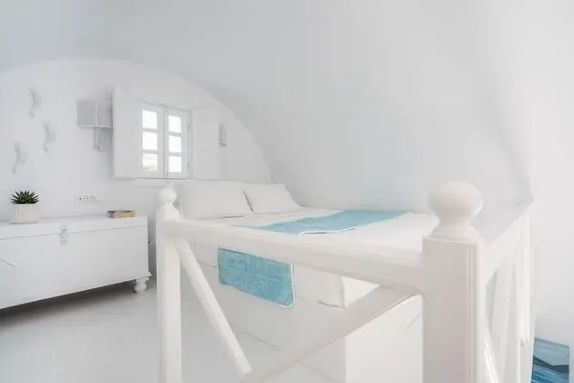 DIAMOND: 4 Bedroom Villa Sunset & Sea View with Private Pool & Hot Tub