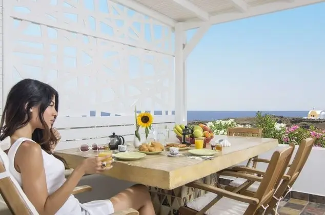 DIAMOND: 4 Bedroom Villa Sunset & Sea View with Private Pool & Hot Tub