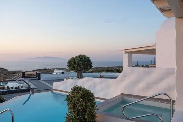DIAMOND: 4 Bedroom Villa Sunset & Sea View with Private Pool & Hot Tub