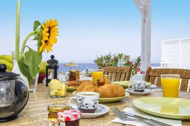 DIAMOND: 4 Bedroom Villa Sunset & Sea View with Private Pool & Hot Tub