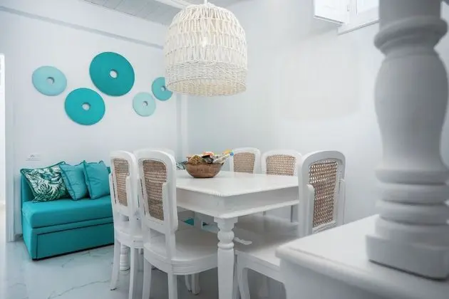 EMERALD: 3 Bedroom Villa Sunset & Sea View with Private Pool & Hot Tub