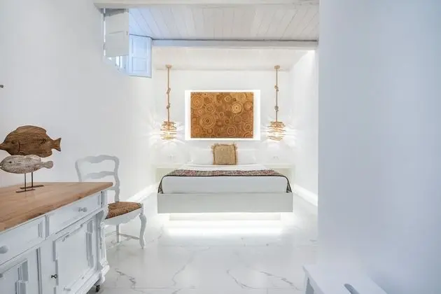 SWINGING SUNSET: 3 Bedroom Villa Sunset & Sea View with Private Infinity Pool & Hot Tub