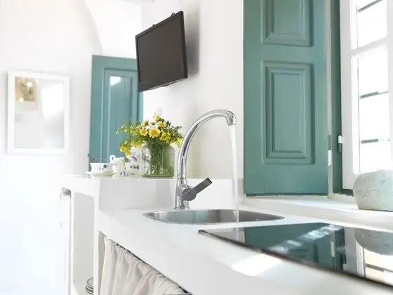 Alsaki Suite, street view