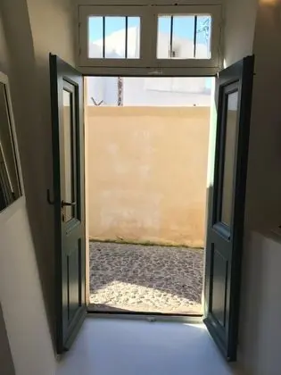 Alsaki Suite, street view