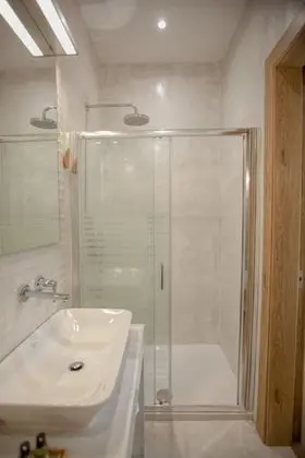 Comfort Tek Büyük Yataklı Oda, Dağ Manzaralı
