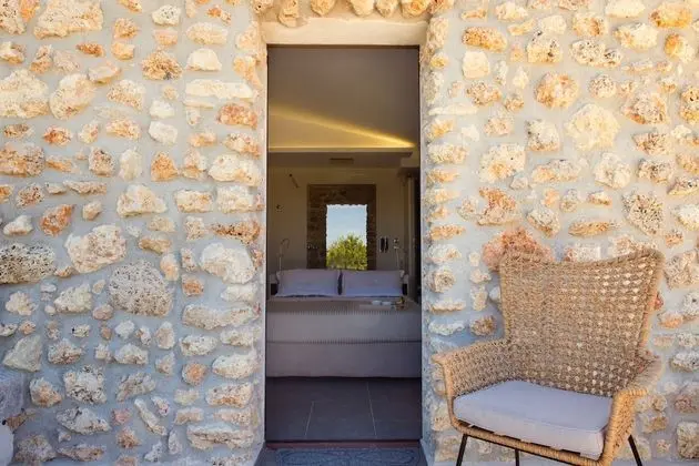 Deluxe Tek Büyük Yataklı Oda, 1 Büyük (Queen) Boy Yatak, Bahçe Manzaralı