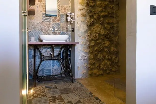 Deluxe Tek Büyük Yataklı Oda, 1 Büyük (Queen) Boy Yatak, Bahçe Manzaralı