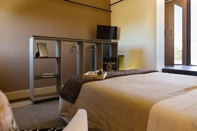 Süit, 1 Büyük (Queen) Boy Yatak, Bahçe Manzaralı