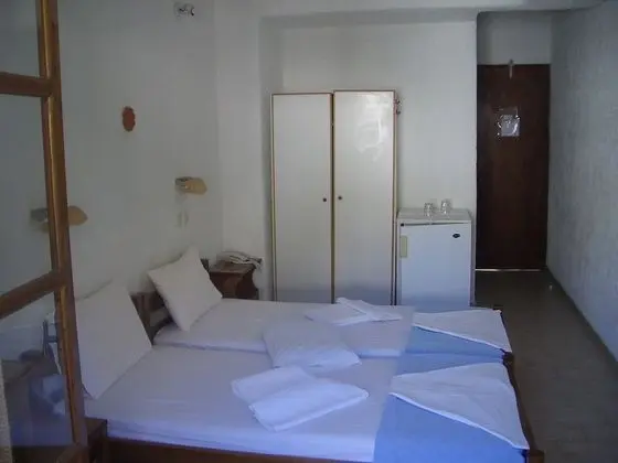 Tek Büyük Yataklı Oda