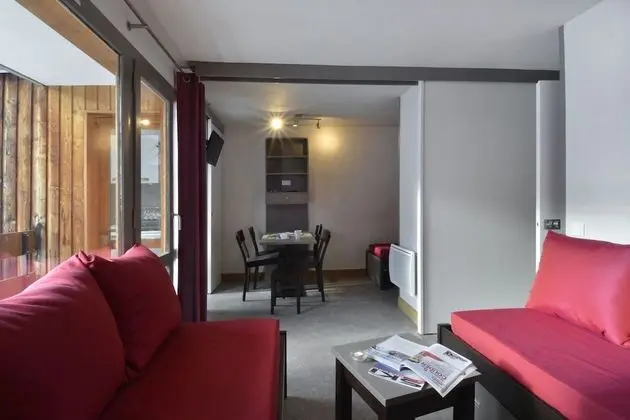 Stüdyo, Dağ Manzaralı