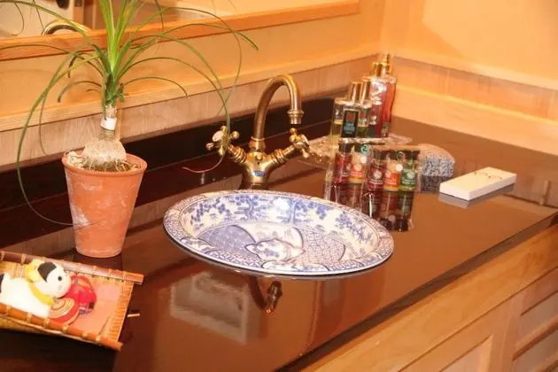 Traditional Oda (Japanese Style)