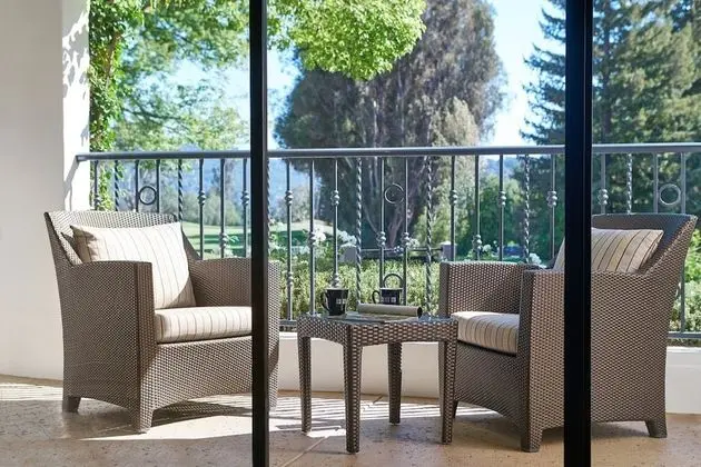 OJAI LUXURY ROOM - TWO QUEEN BEDS