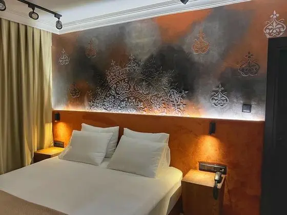 Standart Oda, Kara Manzaralı, Balkonlu