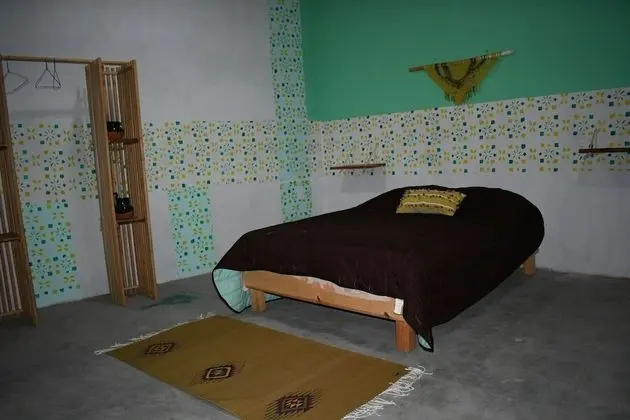 Basic Oda, 1 Büyük (Queen) Boy Yatak