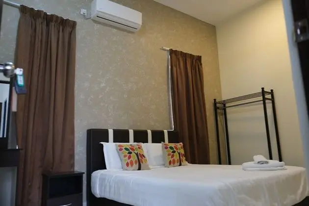 Superior Ev (14 Rooms - 36 Pax)
