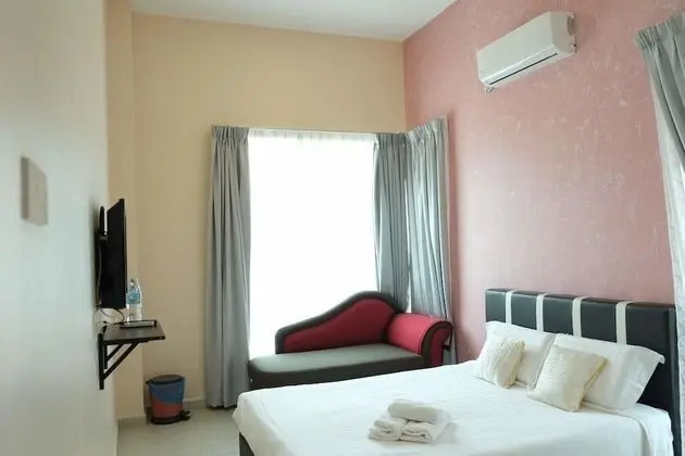 Superior Ev (14 Rooms - 36 Pax)