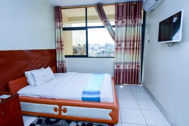 Deluxe Tek Büyük Yataklı Oda