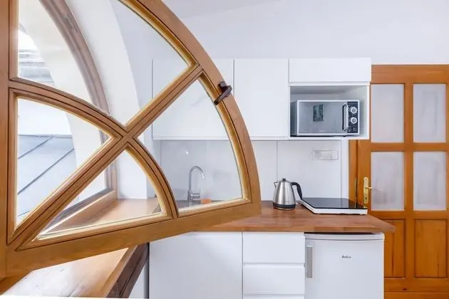 Economy Stüdyo, Sigara İçilmez, Özel Banyo