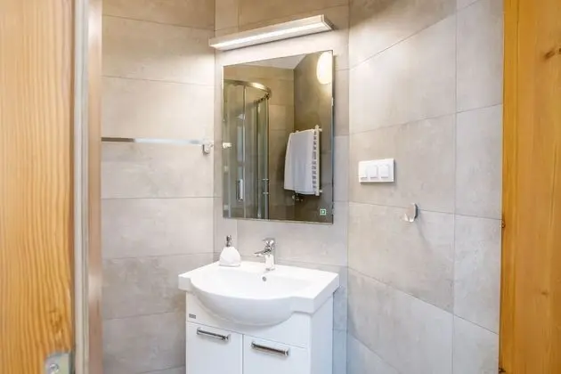 Economy Stüdyo, Sigara İçilmez, Özel Banyo