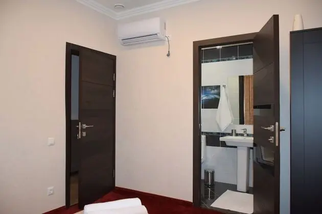 Basic Tek Büyük Yataklı Oda, Şehir Manzaralı