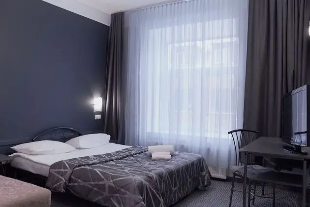 Standard Tek Büyük Yataklı Oda