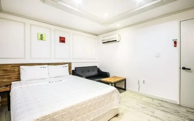 Deluxe Tek Büyük Yataklı Oda