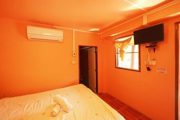 Standard Queen Room