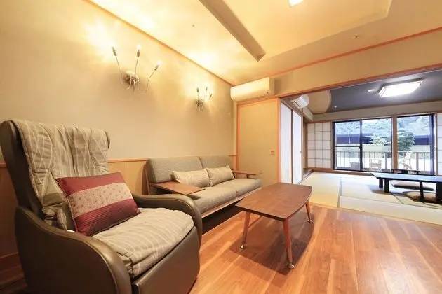 Deluxe Oda, Sigara İçilmez (YUAN,Japanese Style,w/open air bath)