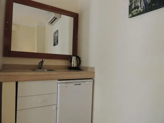 Aile Odası, Bahçe Manzaralı