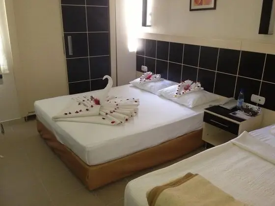 Apartment, Kara veya Havuz Manzaralı