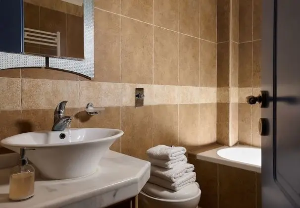 Villa, 3 Yatak Odası, Kişiye Özel Havuzlu, Denize Bakan (Kalypso)