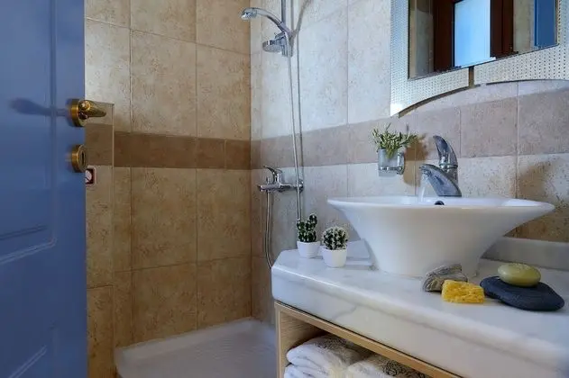 Villa, 3 Yatak Odası, Kişiye Özel Havuzlu, Denize Bakan (Kalypso)