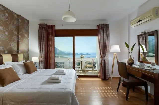 Villa, 3 Yatak Odası, Kişiye Özel Havuzlu, Okyanusa Sıfır (Electra)