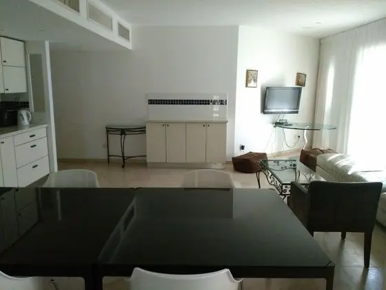 Business Apart Daire, 3 Yatak Odası, Havuz Kullanımı, Bahçeli