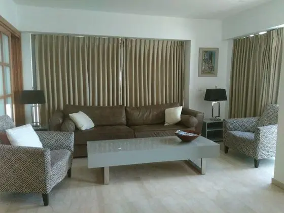 Panoramic Apart Daire, 2 Yatak Odası, Havuz Kullanımı, Denize Sıfır