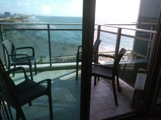 Panoramic Apart Daire, 2 Yatak Odası, Havuz Kullanımı, Denize Sıfır