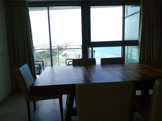 Panoramic Apart Daire, 2 Yatak Odası, Havuz Kullanımı, Denize Sıfır