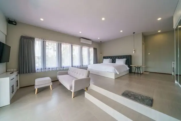 Deluxe Villa