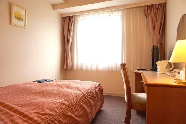 Tek Kişilik Oda, Sigara İçilebilir