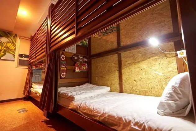 Ortak Ranzalı Oda, Karma Ranzalı Oda