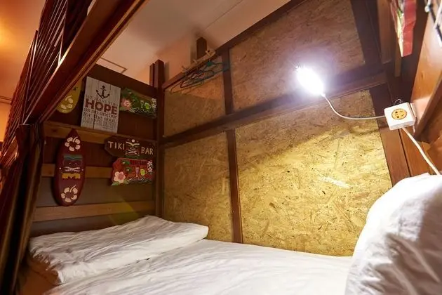 Ortak Ranzalı Oda, Karma Ranzalı Oda