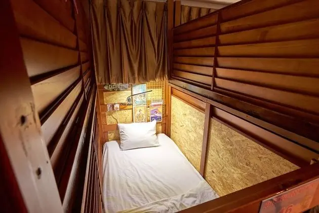 Ortak Ranzalı Oda, Karma Ranzalı Oda