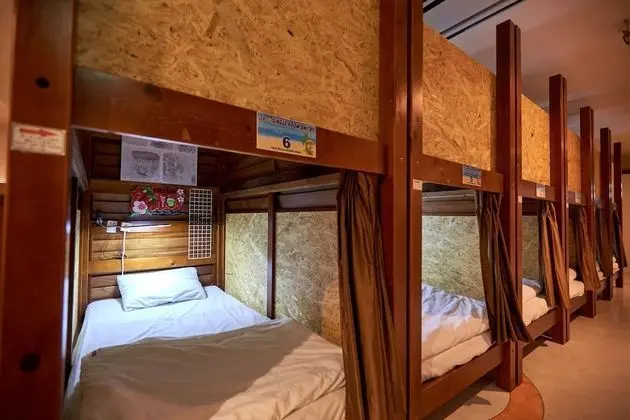 Ortak Ranzalı Oda, Karma Ranzalı Oda