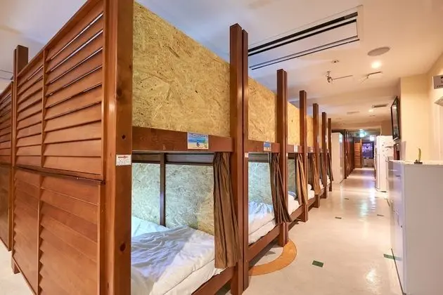 Ortak Ranzalı Oda, Karma Ranzalı Oda